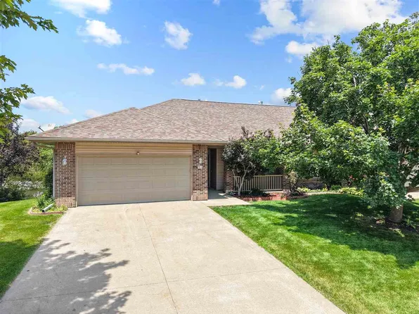 51 Montgomery Pl, Iowa City, IA 52240