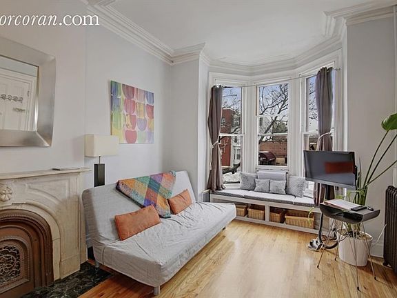 4th image of 270A 9th Ave