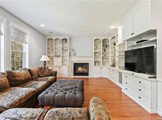 2 Vintage Ct, Port Chester, NY 10573