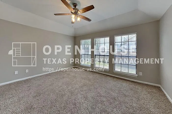 5102 Dobbin Springs Ln — Photo 8
