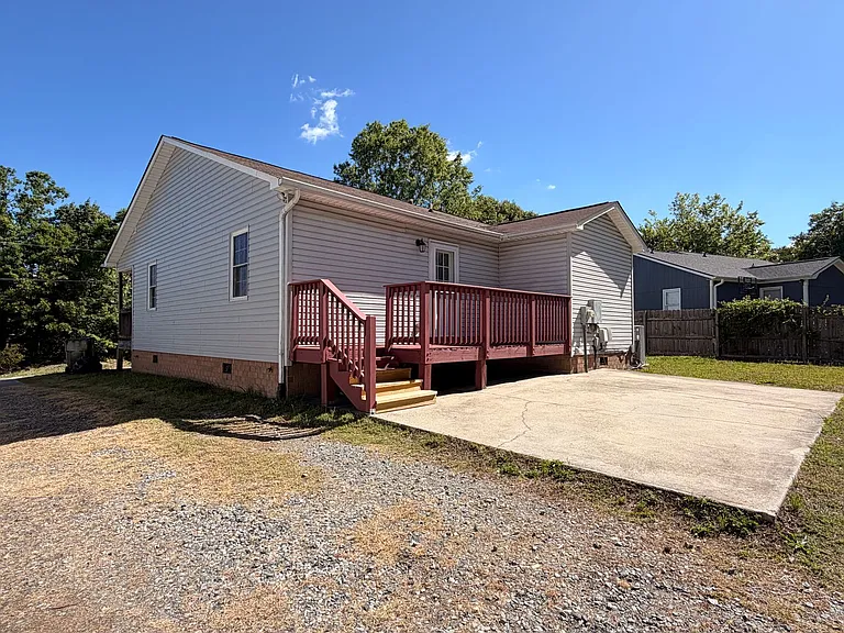 2020 Ball Park Rd — Photo 8