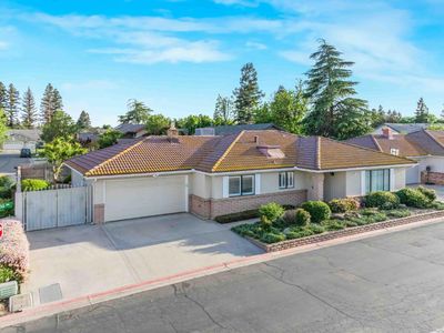 937 E El Paso Ave, Fresno, CA, 93720