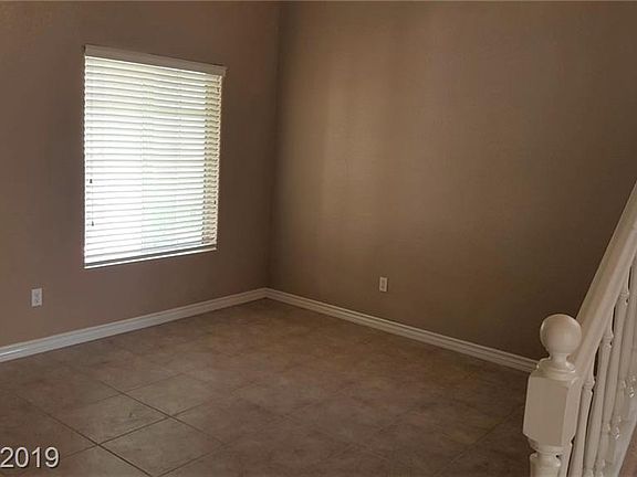 5th image of 10766 Balmoral St #0