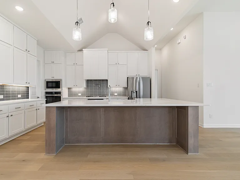 5901 Maddie Ann Dr — Photo 8