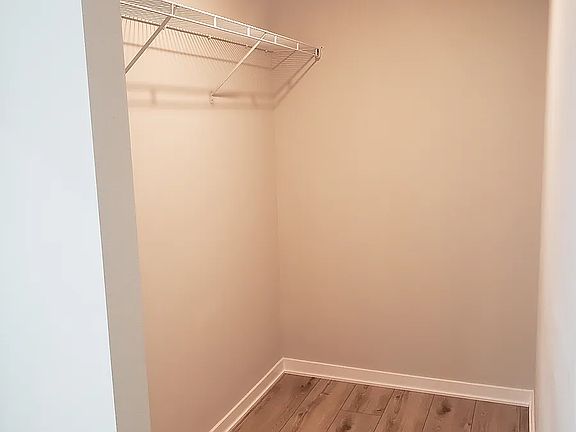 5th image of 5320 Destiny Dr