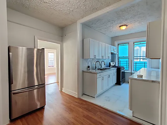 Rented by Signature Property Realty | media 21