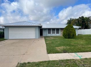 2601 W Carandis Rd, West Palm Beach, FL 33406