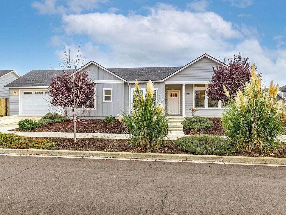 1st image of 2353 Maple Park Dr
