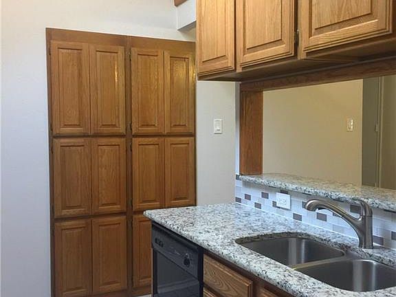 3rd image of 3729 Verlaine Dr