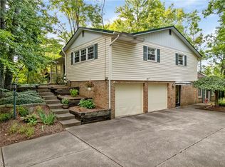 930 Valley Dr, Ashland, OH 44805