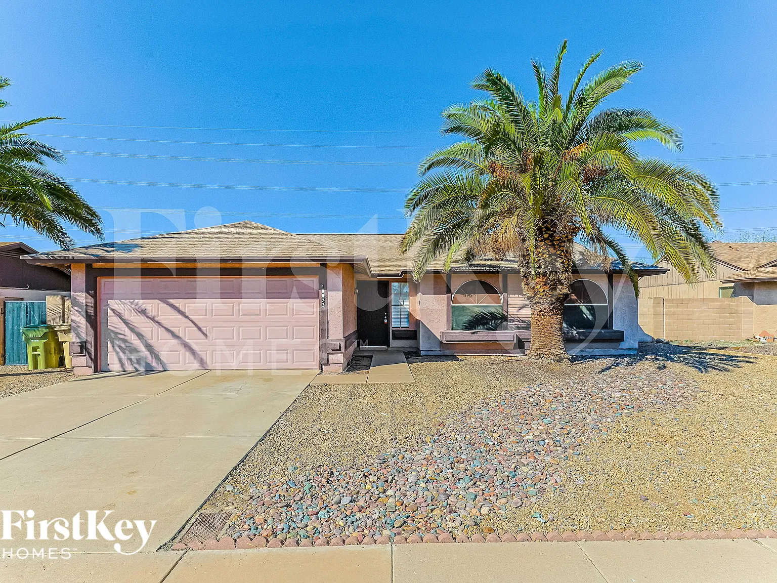 3 bed, 2.0 bath, 1346 sqft, $2,120 — Photo 1