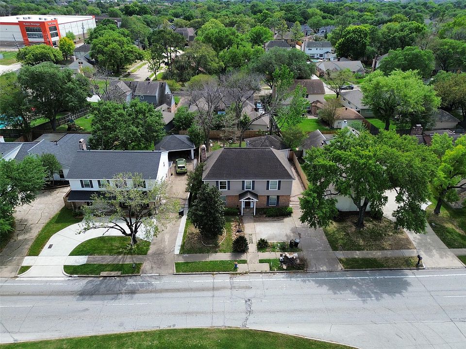 1st image of 11319 Briar Forest Dr