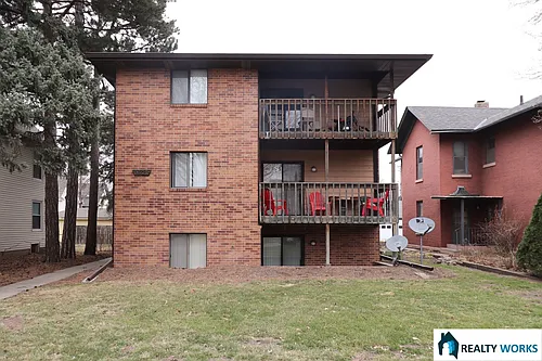 1422 A St Photo 1