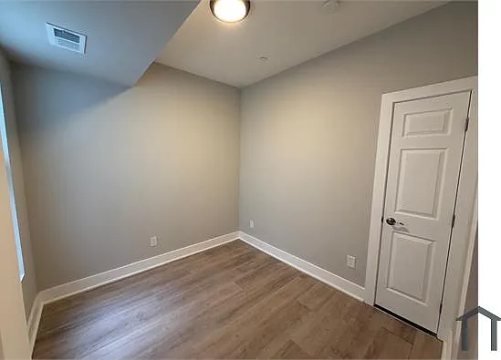 1806 D St NE #2 — Photo 4