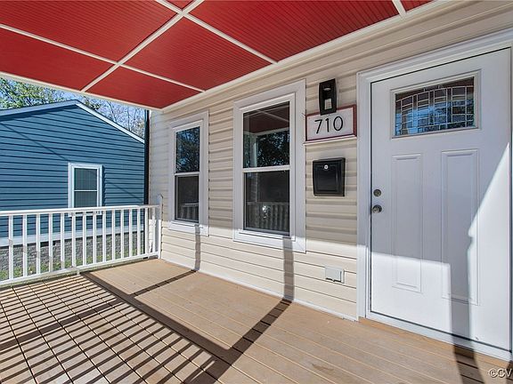 4th image of 710 Cheatwood Ave