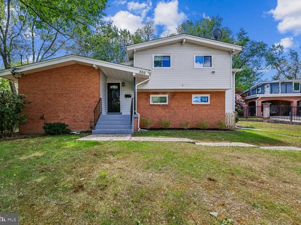300 Gilsan Ct, Silver Spring, MD 20902