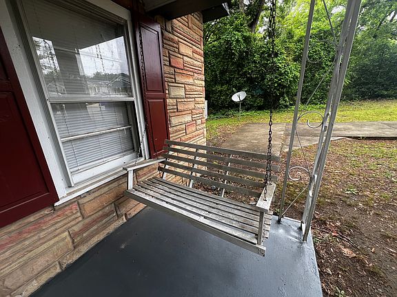 2nd image of 1906 Burnett Ave