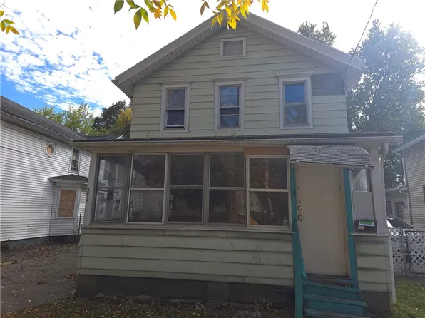 553 Maple St, Rochester, NY 14611