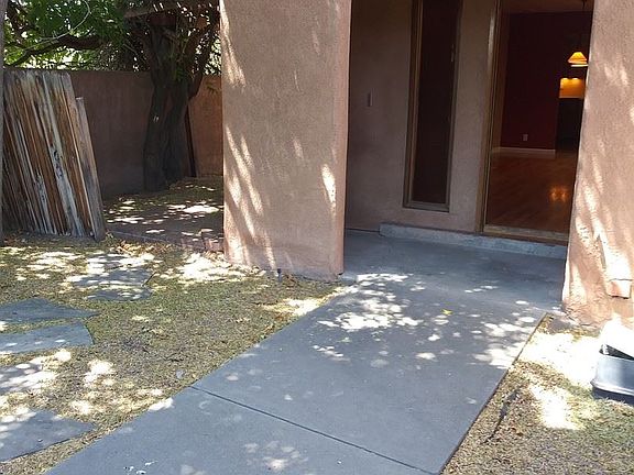 5th image of 3101 Camino Cepillo NW