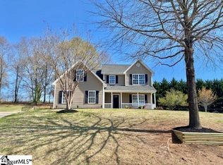 5 Country Knolls Dr, Greer, SC 29651