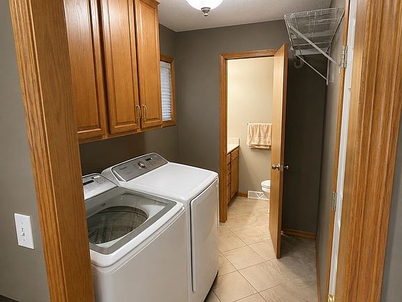 5th image of 3305 Willow St