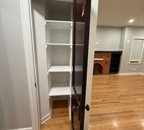 4th image of 5243 W Kamerling Ave #2