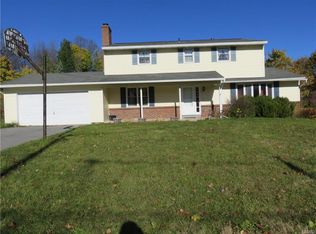 6301 Danbury Dr, Jamesville, NY 13078