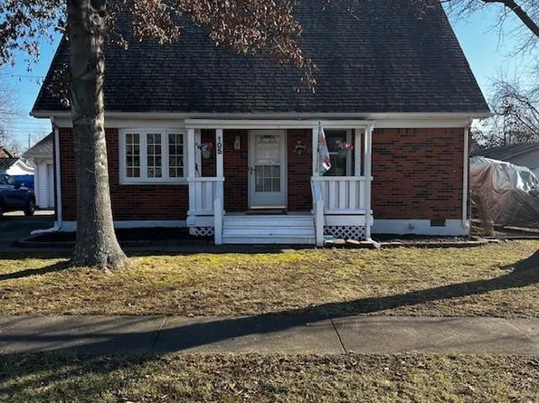 105 Anderson Ct, Radcliff, KY 40160
