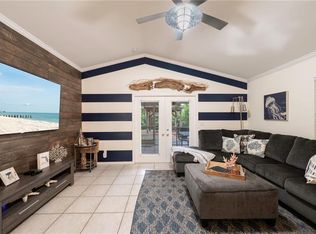 691 102nd Ave N, Naples, FL 34108