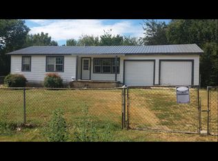100 McGuire Loop, Roland, OK 74954