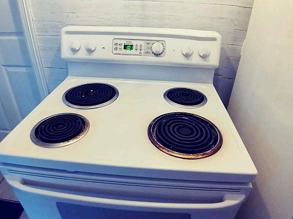 2nd image of 307 E Cranford Ave