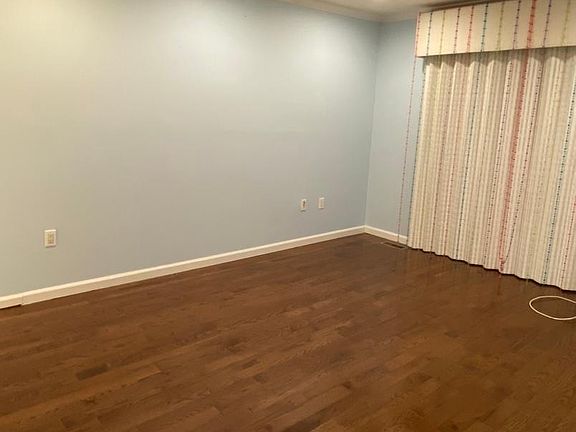 2nd image of 23934 Oak Park Dr