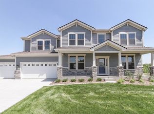 3301 Highwood Ct, Elgin, IL 60124