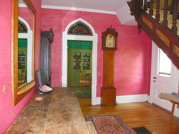 5th image of 50 Woodland St