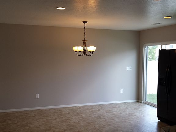 Dining Room/Kitchen