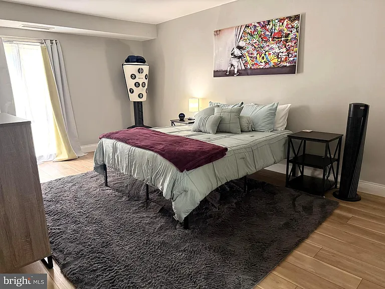 1750 Oakwood Ter #16C — Photo 17