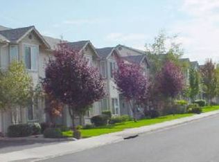3826 Viewcrest Dr APT C, Medford, OR 97504