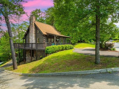 664 Kings Hills Blvd, Pigeon Forge, TN, 37863