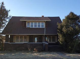 585 4th St, Phillipsburg, KS 67661