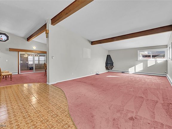2nd image of 2736 Skyline Dr