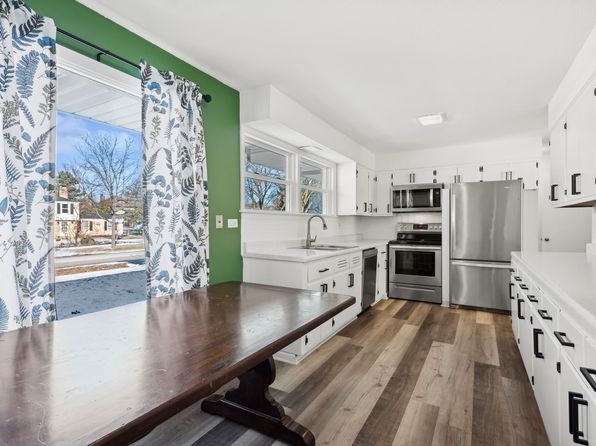 500 E North St, Itasca, IL 60143