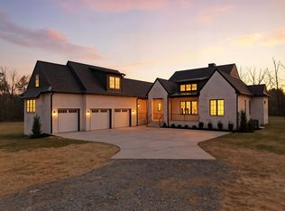 116 Bradley Ln, Cottontown, TN 37048