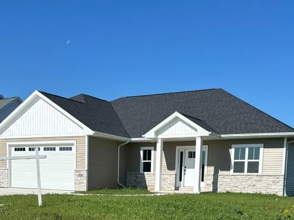 1065 Nutmeg Dr, De Pere, WI 54115