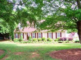 1312 Devenger Rd, Greer, SC 29650
