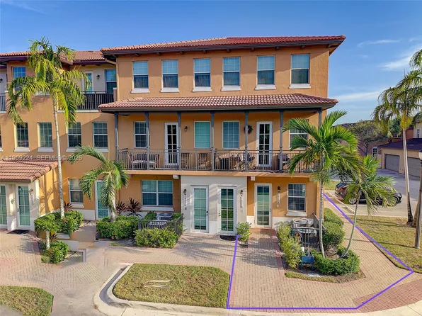 14774 SW 10th St #10502, Hollywood, FL 33027