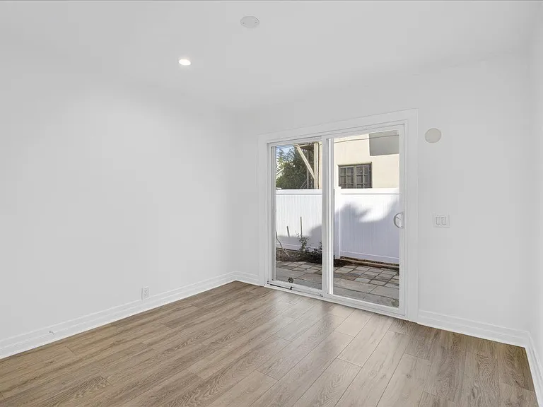 4859 W 12th St — Photo 26