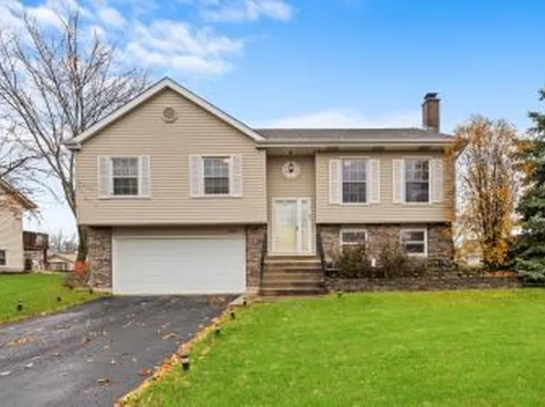 19847 S Skye Dr, Frankfort, IL 60423