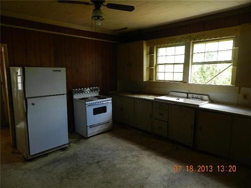2nd image of 173 Lindsey Rd