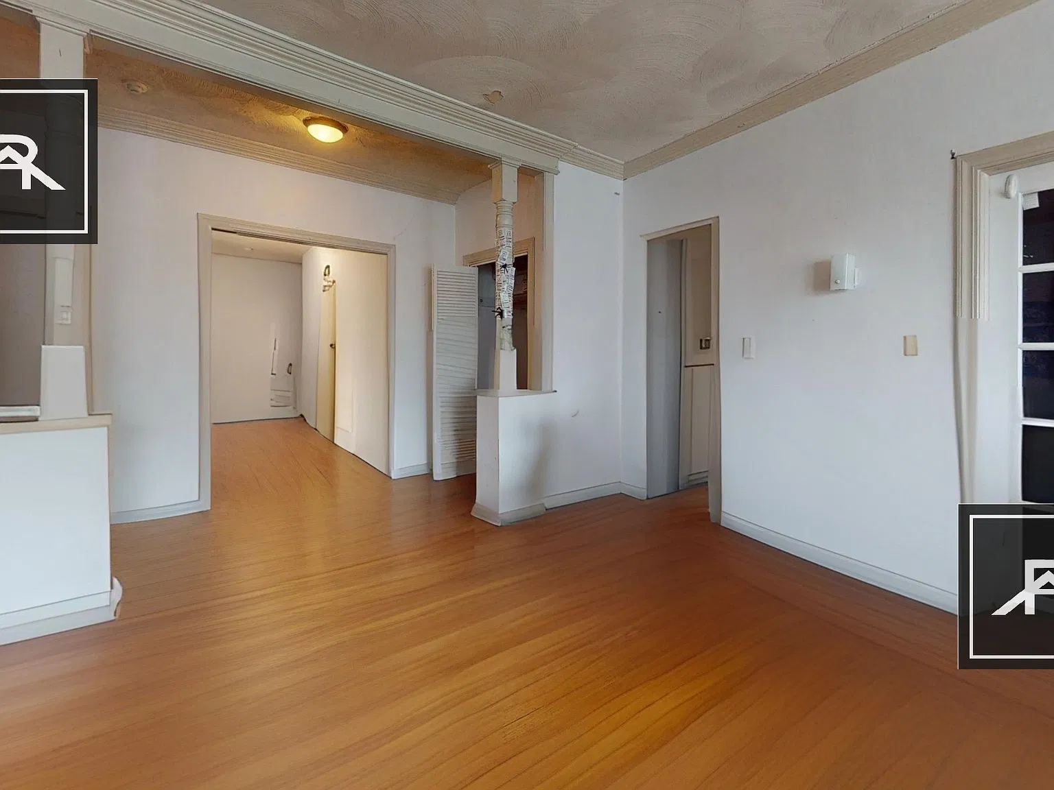4 bed, 1.0 bath, 1400 sqft, $3,550 — Photo 2