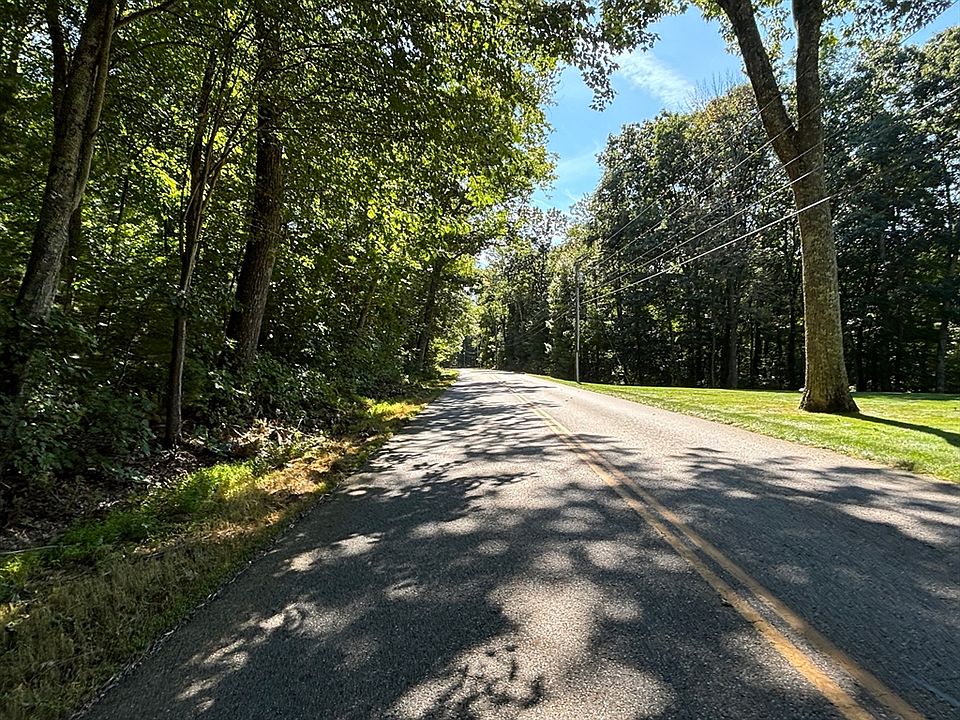 2nd image of 247 New Braintree Rd